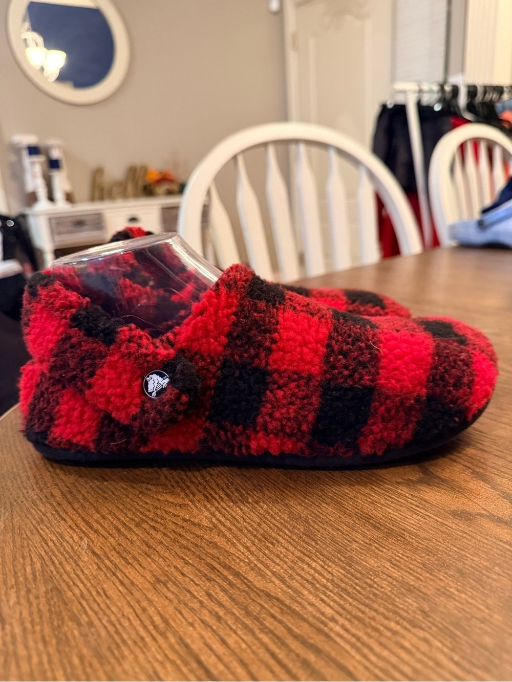 Crocs classic cozy slipper in buffalo plaid. Women size 9